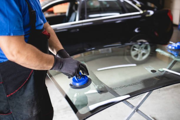 Top 5 Causes of Windshield Cracks and Practical Tips to Prevent Them